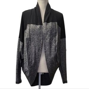 Zella Women's Black and Gray Sweater